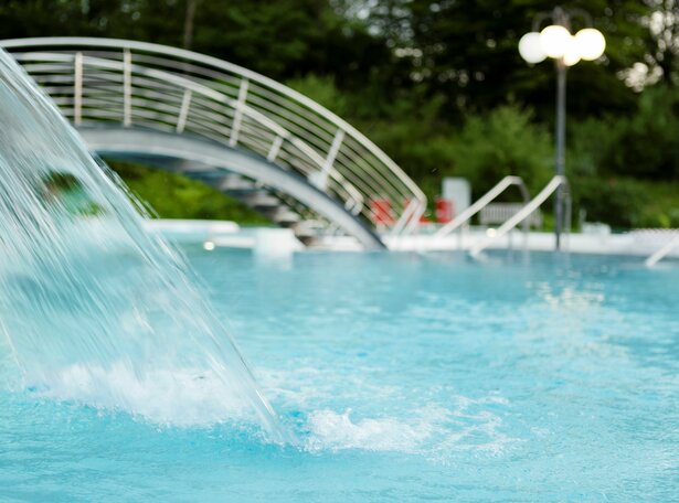 Außenbecken der Sonnenhof-Therme
